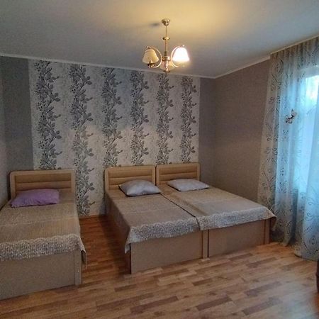 Lika'S Sweet House Apartment Katskhi Exterior photo