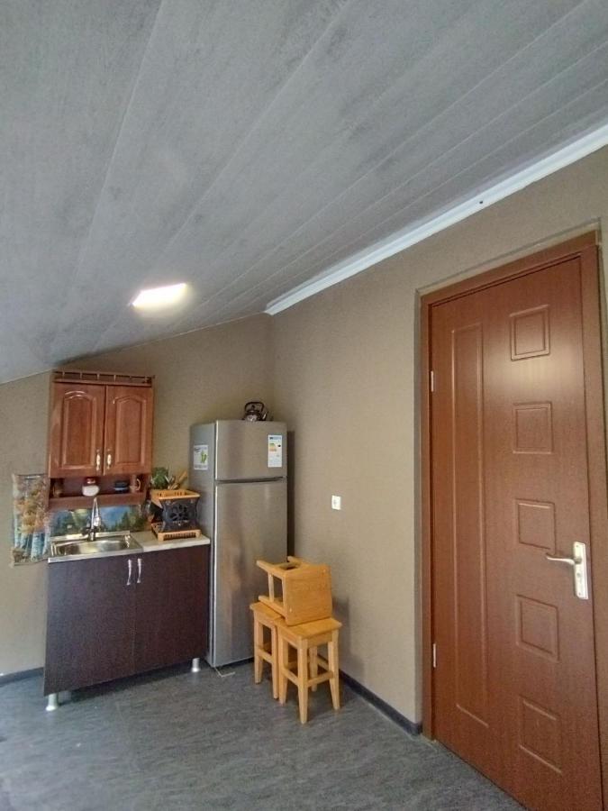 Lika'S Sweet House Apartment Katskhi Exterior photo